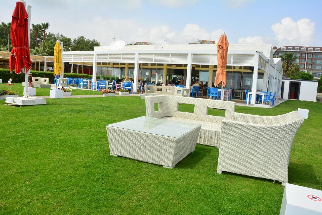 מנבגט Rafael Hotel מראה חיצוני תמונה