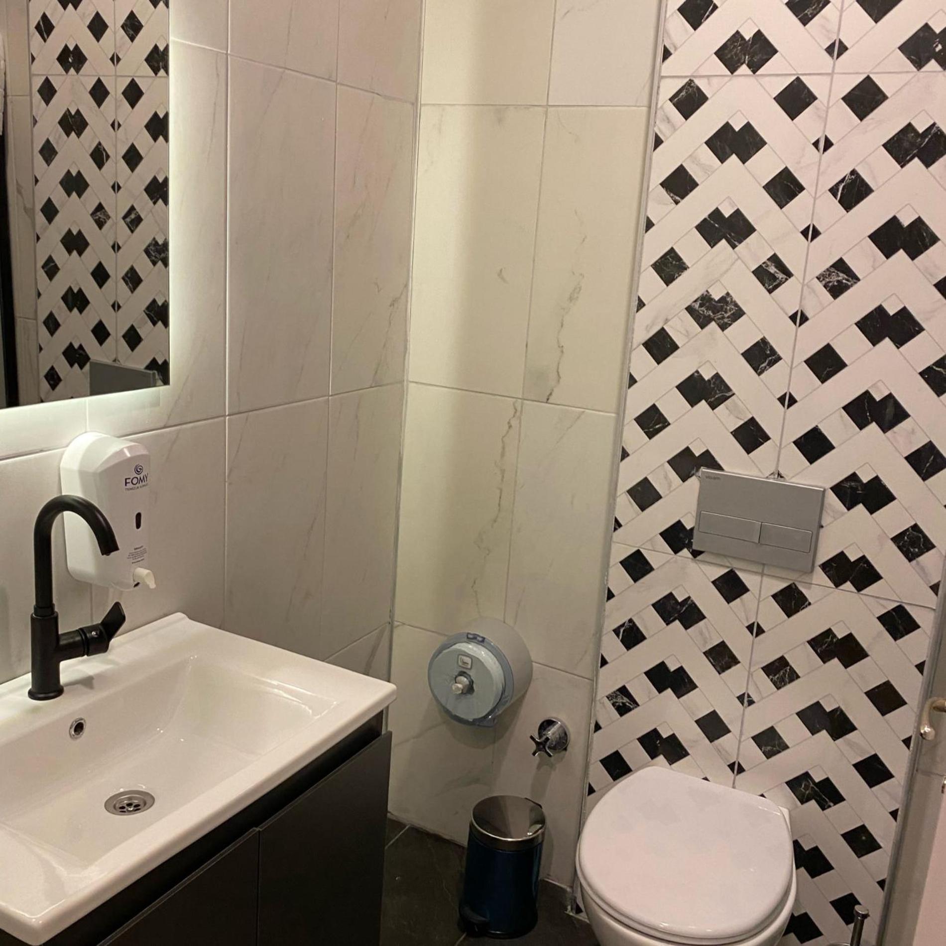 מנבגט Rafael Hotel מראה חיצוני תמונה